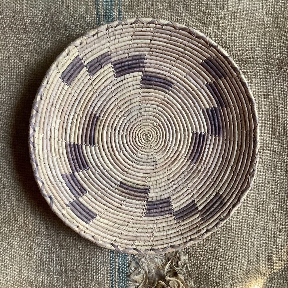 Vintage Native American Woven Natural Fiber Basket Bowl